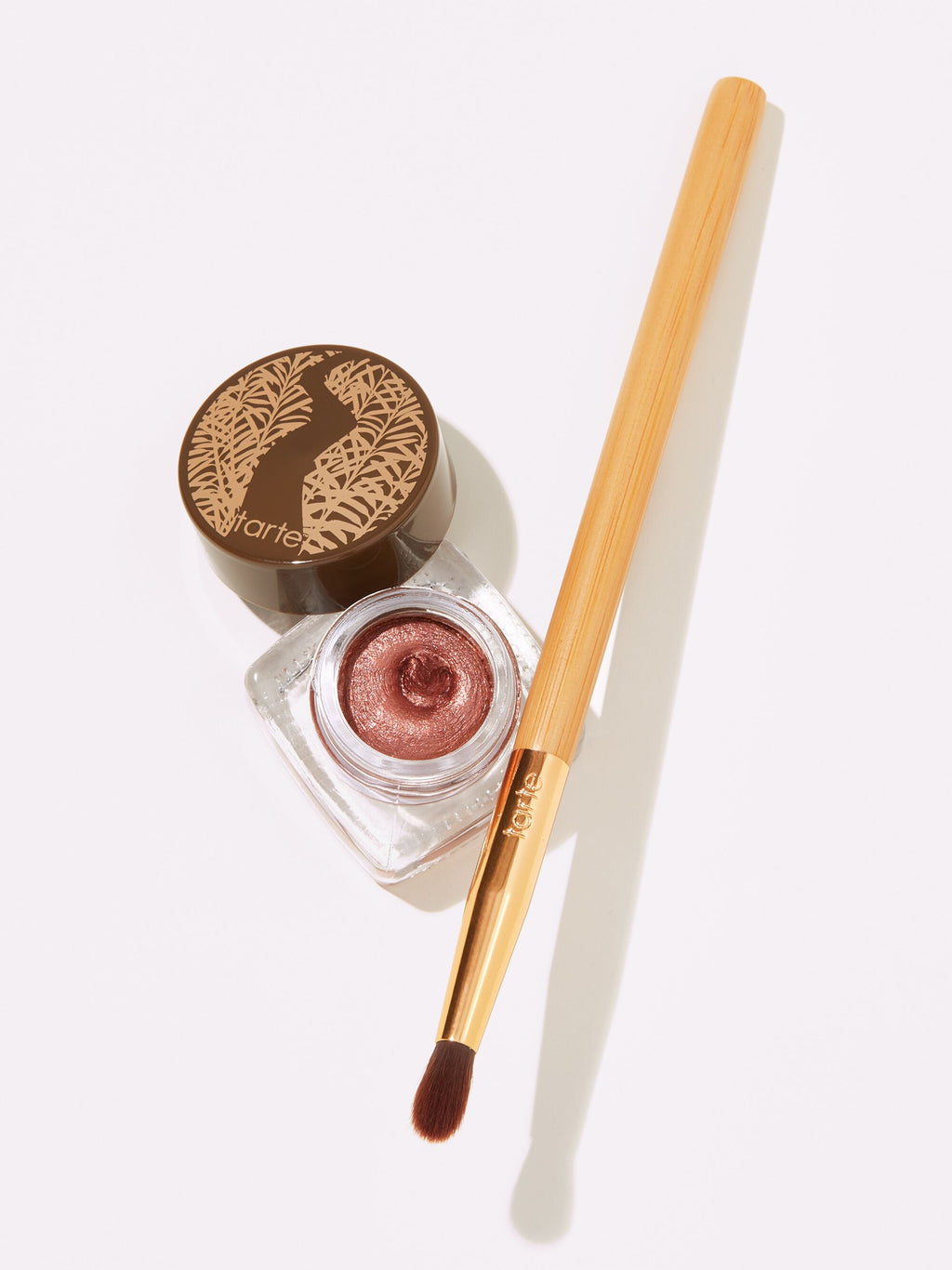cream shadow brush image number 3
